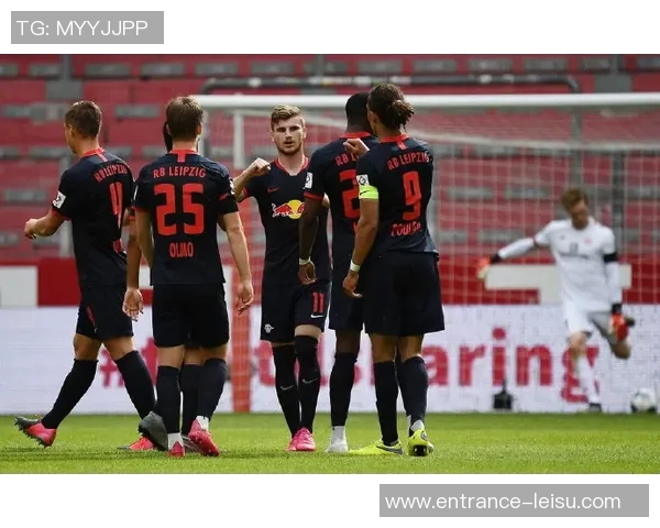 德甲精彩对决弗赖堡主场迎战多特蒙德争夺三分